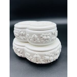 Vintage Mottahedeh Italy Jewelry Trinket Box 2- Level Cream 7x5 Embossed